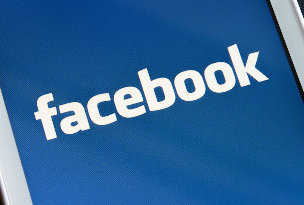 como cambiar el nombre en facebook